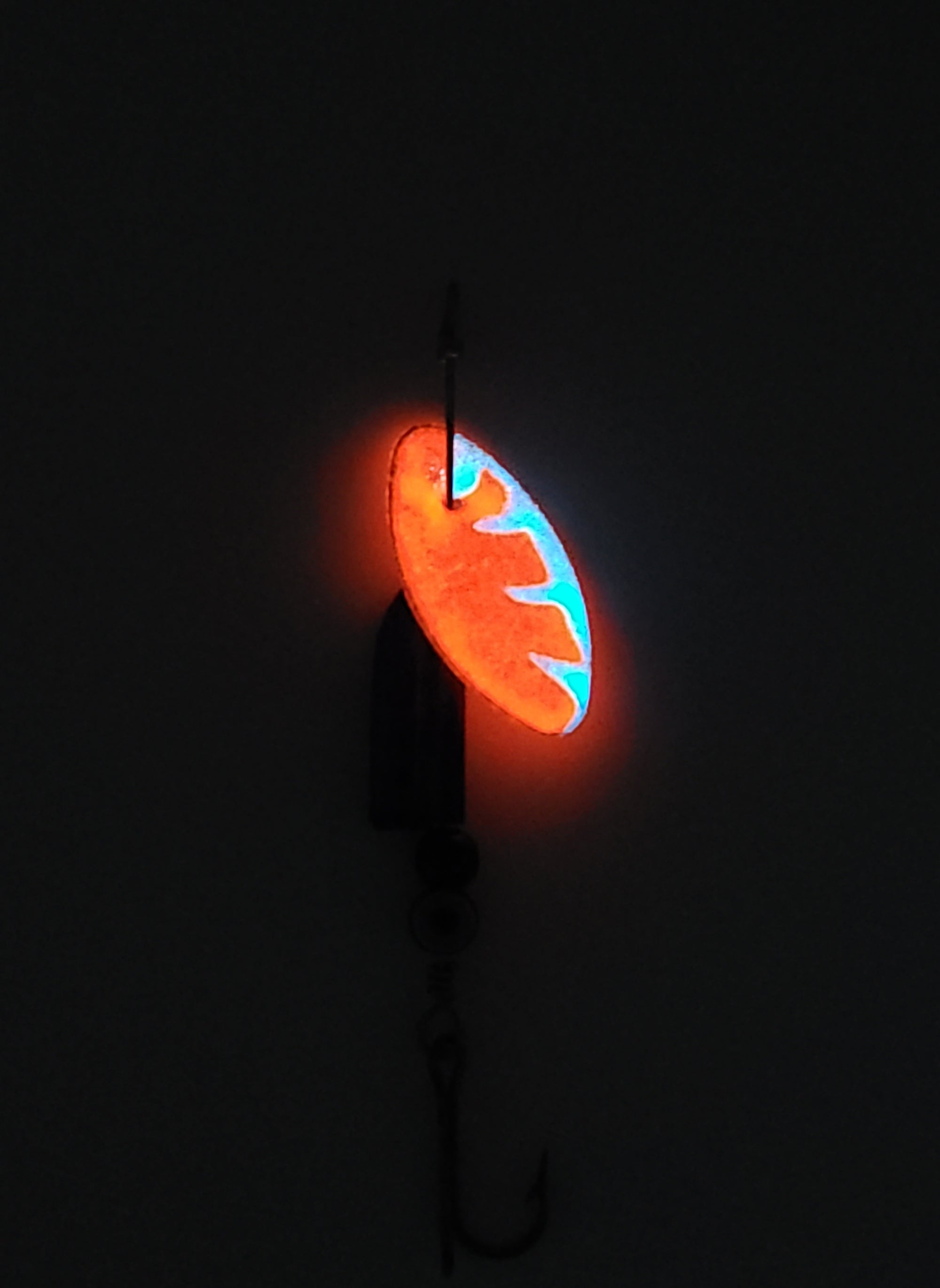 GLOWING - Glow Orange/Blue Attack/Blue rattle
