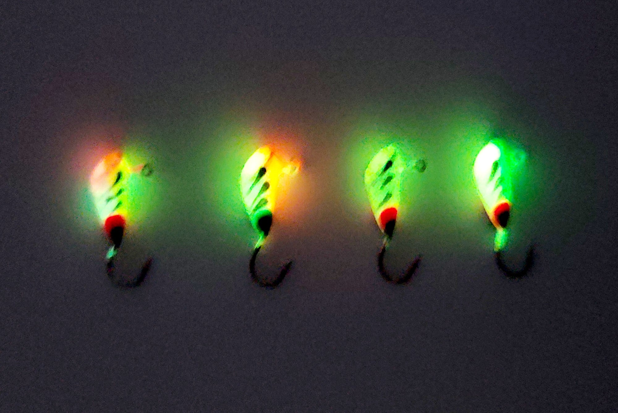 Shad Dart Glow Jig (4 pack)