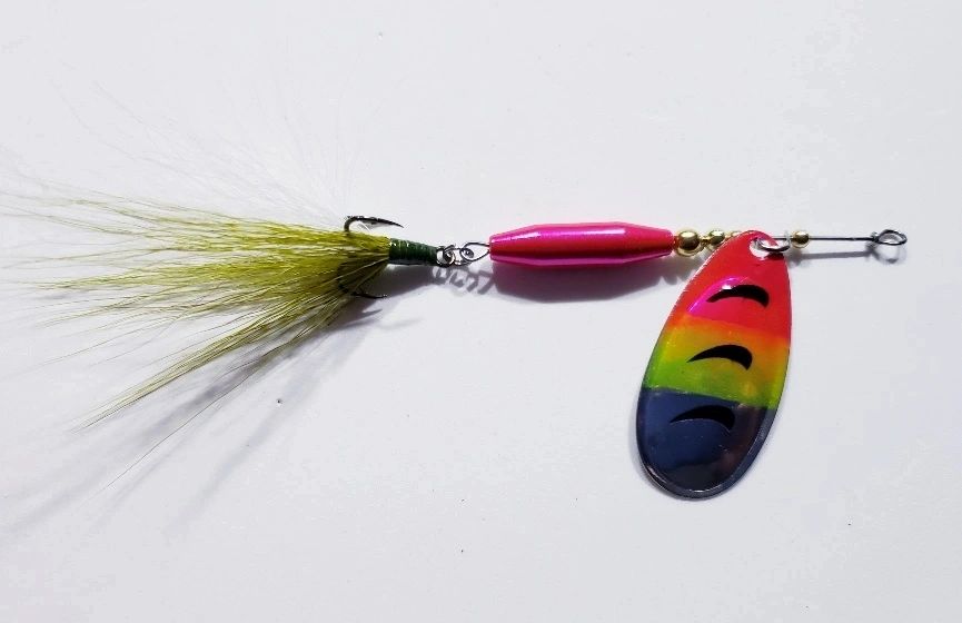 FB05 - FRENCH BLADE SPINNER/BUCK TAIL