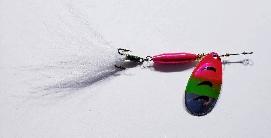 FB05 - FRENCH BLADE SPINNER/BUCK TAIL