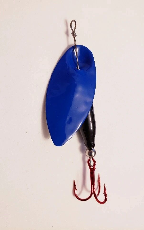 SS06 - SOLID COLOR SONIC SPINNERS