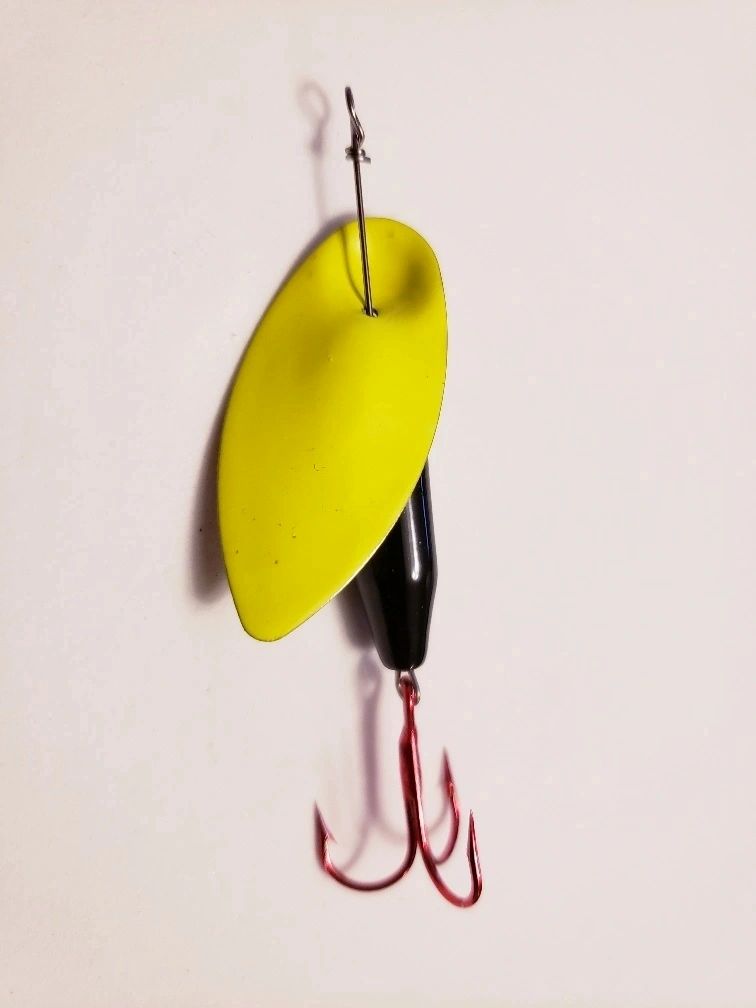 SS06 - SOLID COLOR SONIC SPINNERS